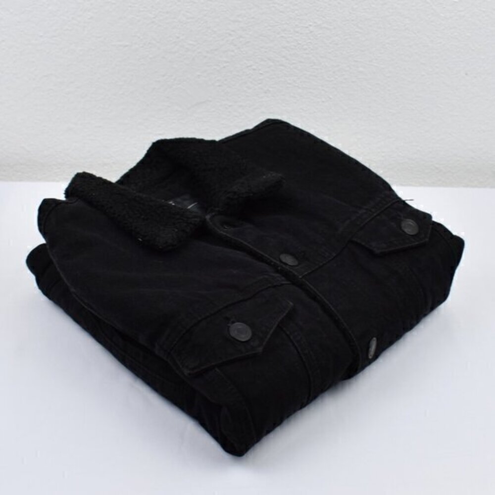 Sunrise Kingdom Sherpa Lined Jean‎ Jacket Size Small Gently Used Condition